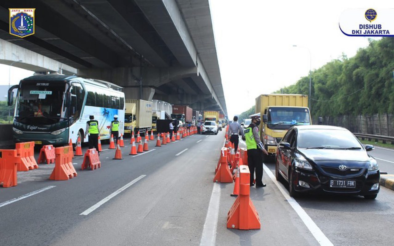 Hampir Setengah Juta Kendaraan Disanksi Putar Balik Selama Masa Larangan Mudik