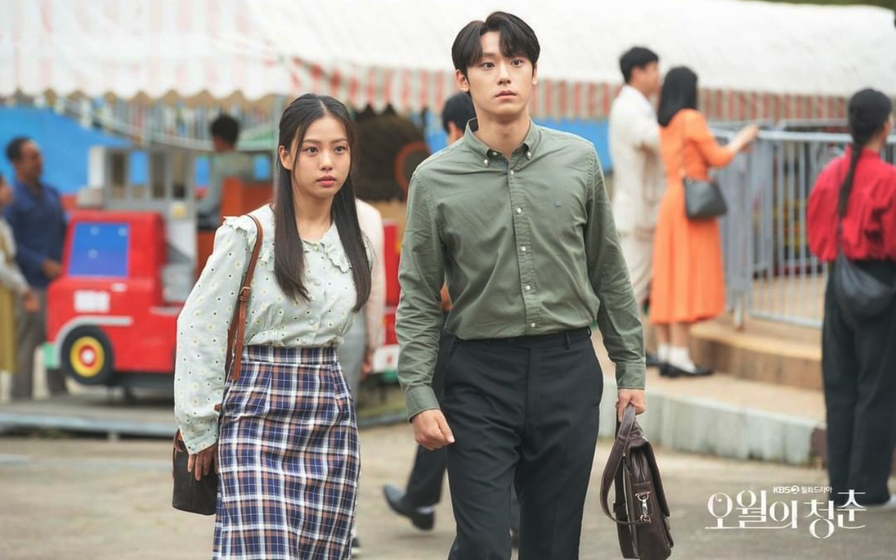 Go Min Si dan Lee Do Hyun Pamer Keakraban Saat Syuting Adegan Ciuman 'Youth of May'