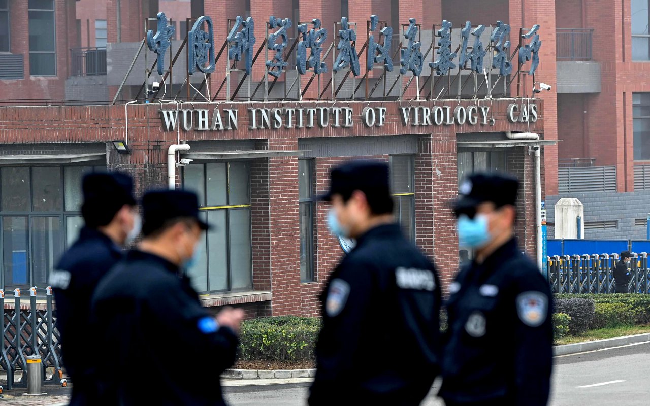 Peneliti Lab Wuhan Ternyata Pernah Dirawat di RS dengan Gejala Corona Sebelum Wabah Meluas?