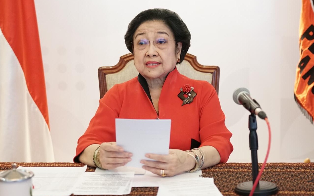 Megawati Singgung Petugas Partai Harus Nurut, Sindir Konflik Ganjar Pranowo?