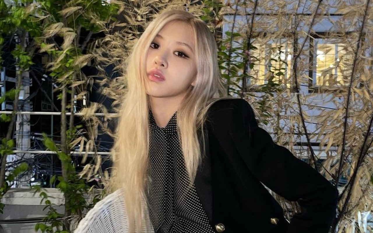 Hanbok Hingga Dress Unik, Kostum Favorit Rose BLACKPINK Sungguh Tak Terduga