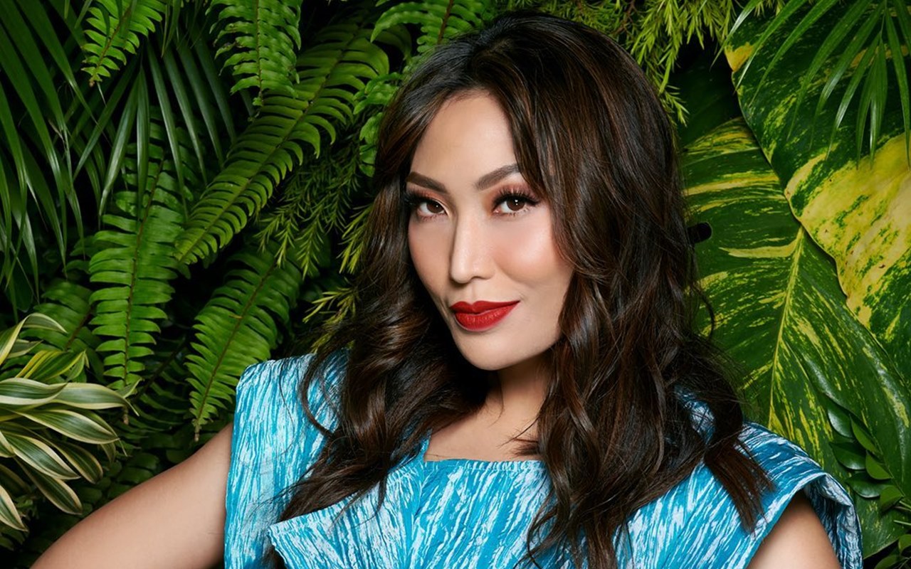 Ayu Dewi Mikir Jutaan Kali Sebelum Beri Kejutan Ultah Sang Ayah, Kenapa?
