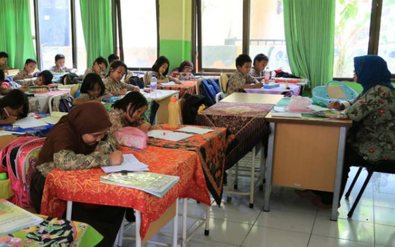  Sekolah Tatap Muka Dimulai Juli 2021, Kemendikbudristek Rilis Panduan