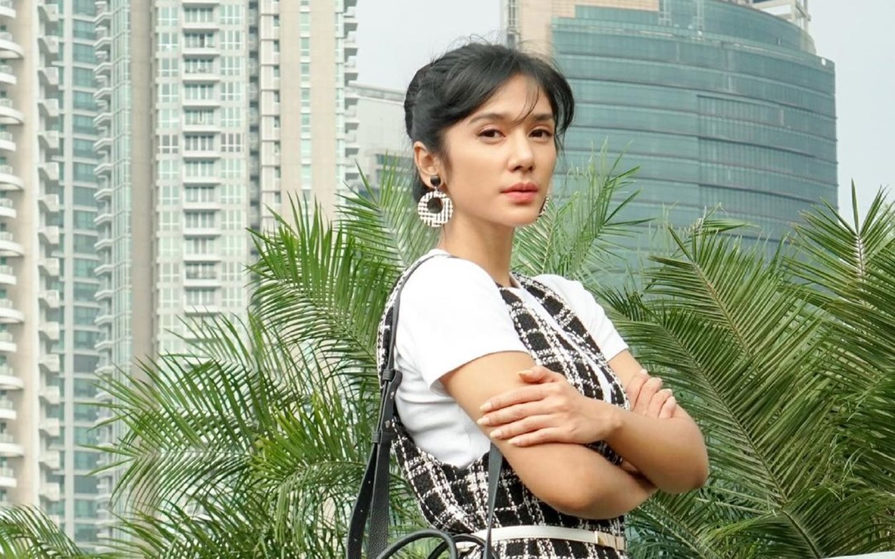 Pernah Akting Jadi Istri Saat Belia, Fanny Ghassani Pertanyakan Letak Kesalahan Sinetron 'Zahra'