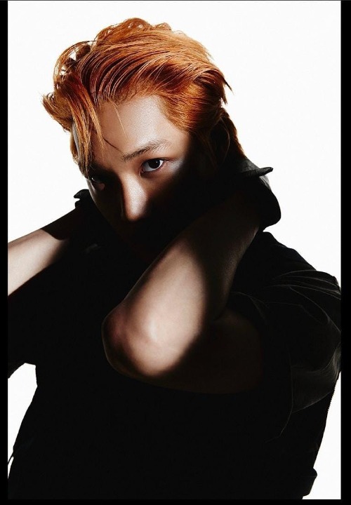 Gaya Seksi dari Kai EXO