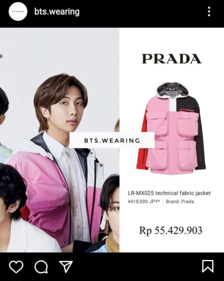 RM tampak mempesona dengan jaket dengan dominasi warna pink