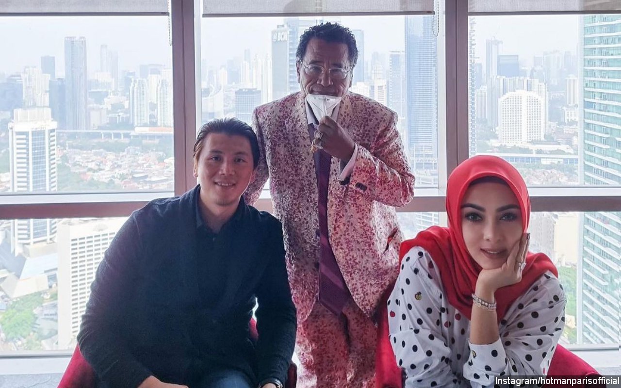 Dulu Diblok, Hotman Paris Kini Malah Dapat Hadiah Istimewa Ini Dari Syahrini 