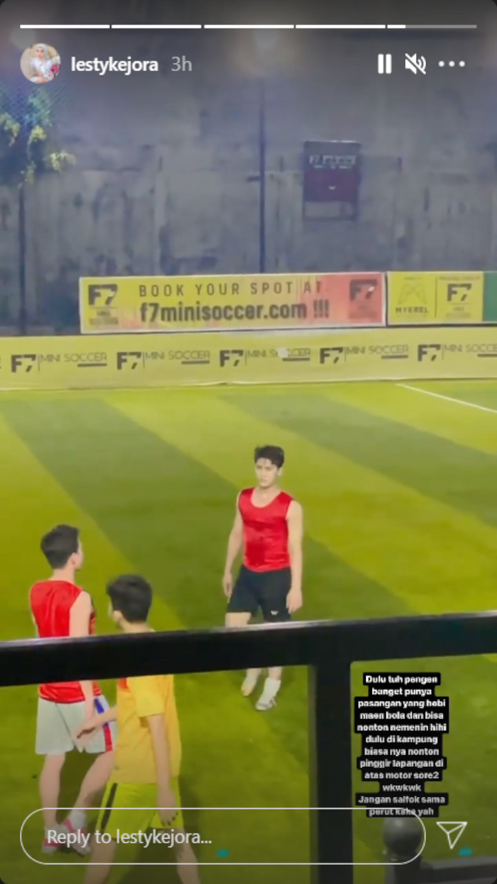 Lesty Kejora Ingin Pasangan Hobi Main Bola