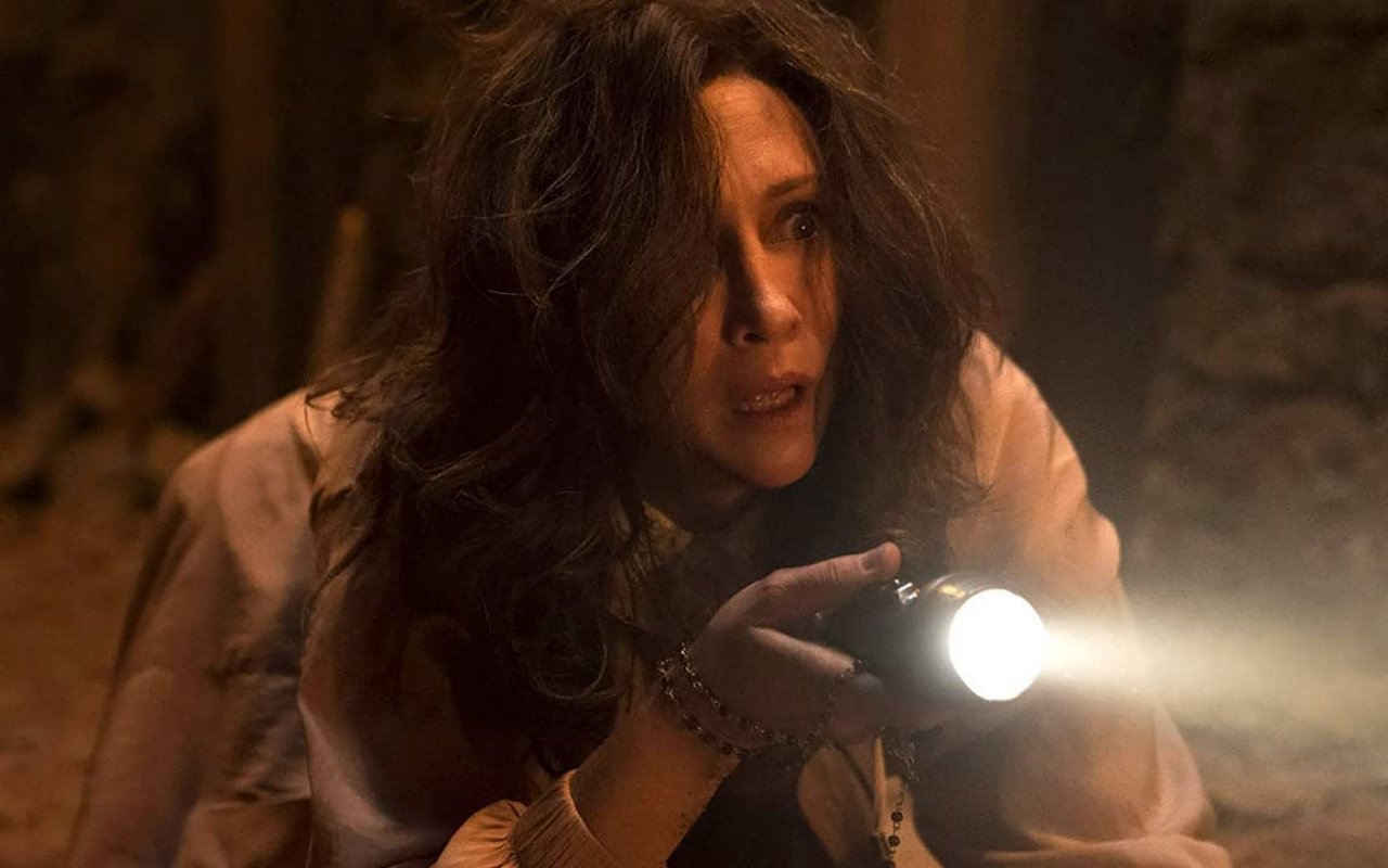 Aktor 'The Conjuring: The Devil Made Me Do It' Akui Adegan Kerasukan Timbulkan Luka Serius di Tubuh