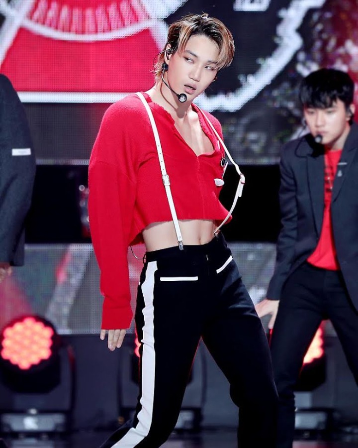 'Tempo' merupakan era <i>crop top</i> terbesar dari Kai