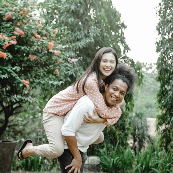 Arie Kriting dan Indah Permatasari