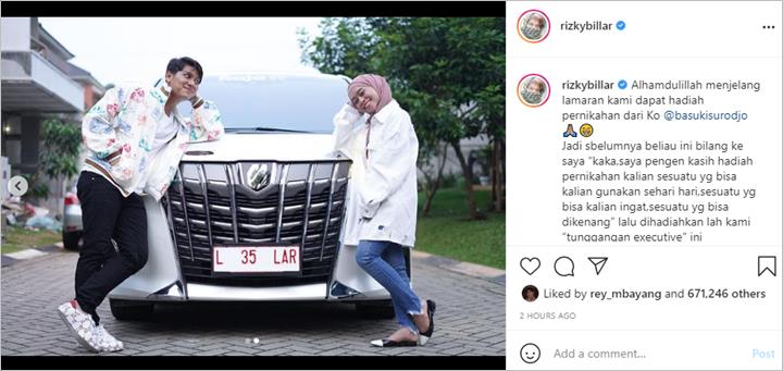 Rizky Billar dan Lesty Kejora Pamer Mobil Mewah Jelang Lamaran