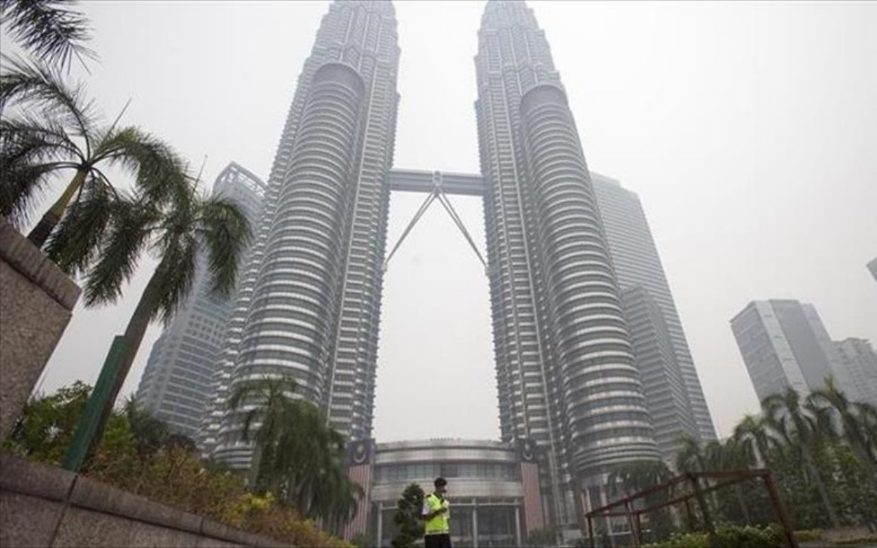 Cegah Lonjakan COVID-19, 7.200 WNI yang Dideportasi dari Malaysia Diwajibkan Karantina 14 Hari