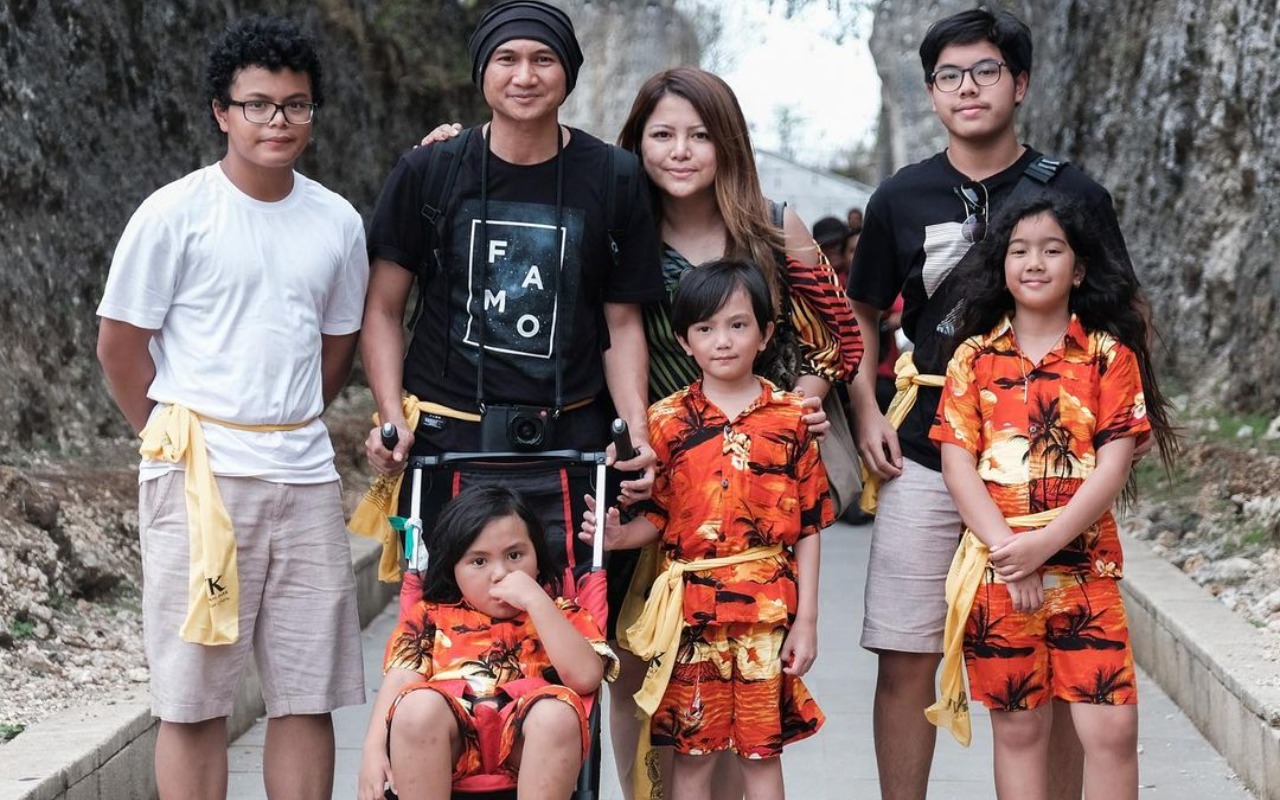 Dikenal Family Man, Ini 7 Potret Anji dan Buah Hati Sebelum Tertangkap Kasus Narkoba
