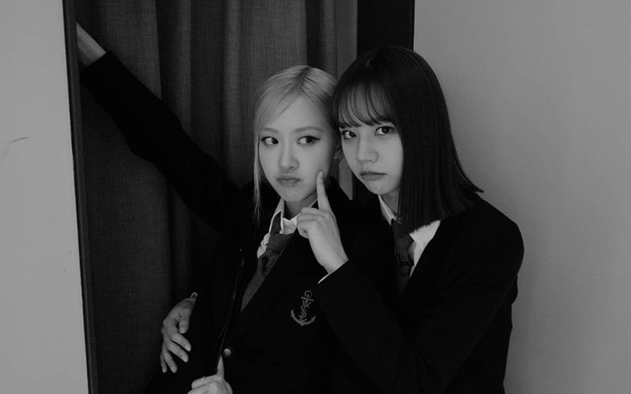 Saling Beri Dukungan, 7 Potret Persahabatan Rose BLACKPINK Dan Hyeri Girl's Day Ini Bikin Iri