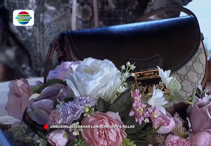 Tas <i>branded</i> selanjutnya dari merek Gucci lho
