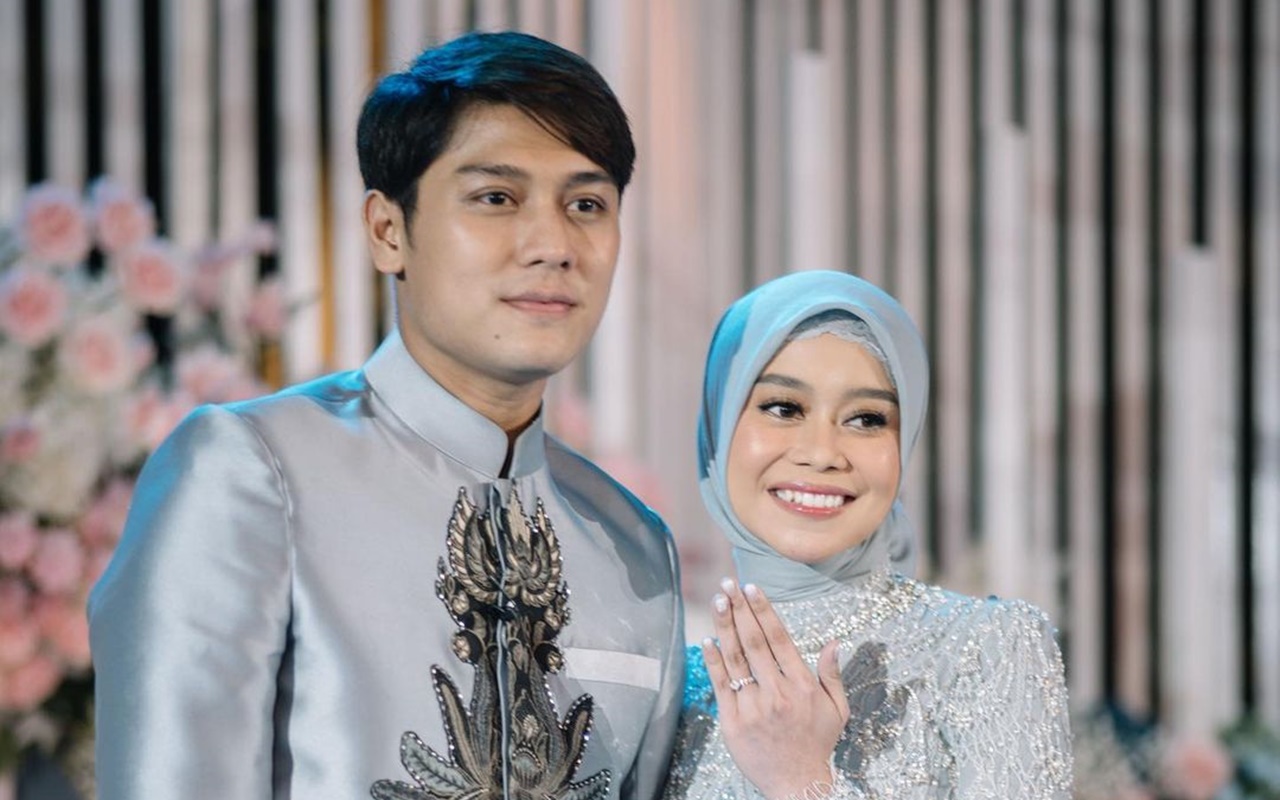 Unfollow Rizki DA, Lesty Kejora Akhirnya Perdana Pamer Foto Lamaran Mesra Bareng Rizky Billar