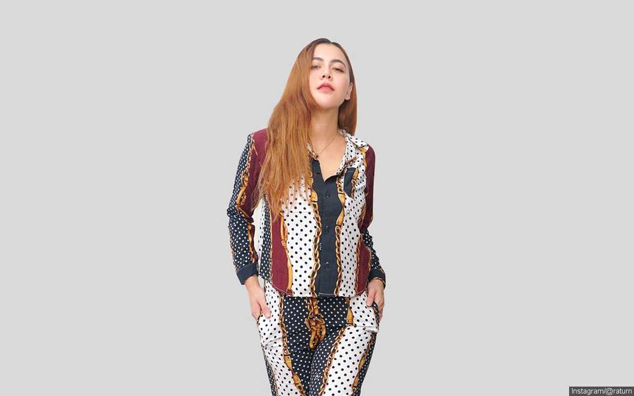 Bikin Heboh, Ratu Rizky Nabila Tuai Cibiran Pamer Foto Peluk Mesra Seorang Pria