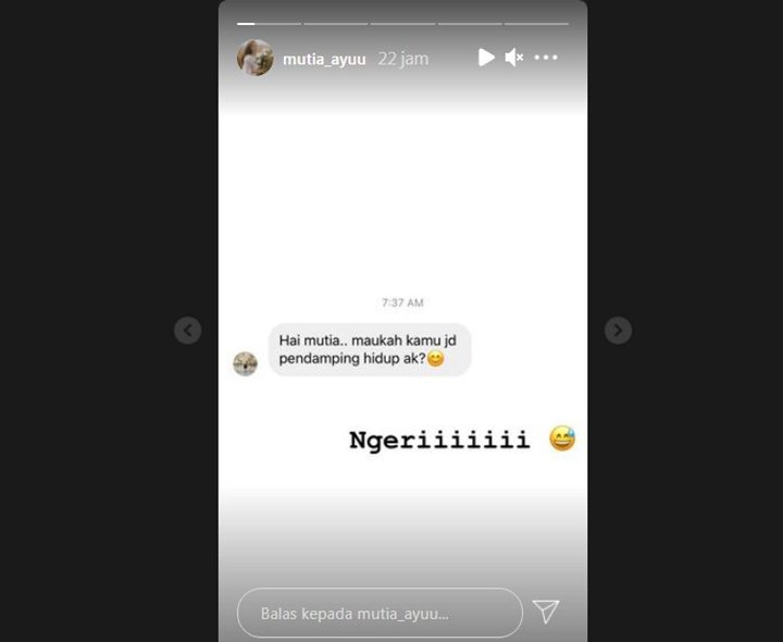 Begini Reaksi Mutia Ayu Istri Mendiang Glenn Fredly Saat Dilamar Via DM