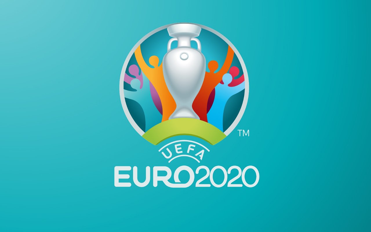 Buntut Ramai Cristiano Ronaldo-Coca-Cola, UEFA Minta Pemain Euro Tak Geser Botol Sponsor