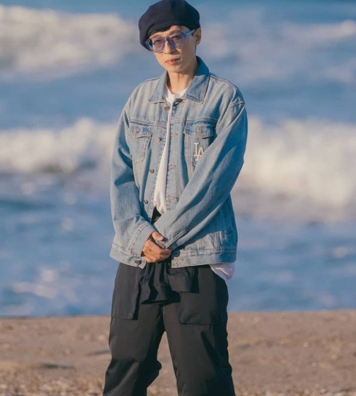 Yoo Jae Seok tampil kece dan trendi