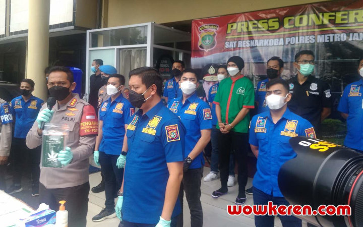 Bongkar Alasan Pakai Ganja, Anji Terancam 12 Tahun Penjara