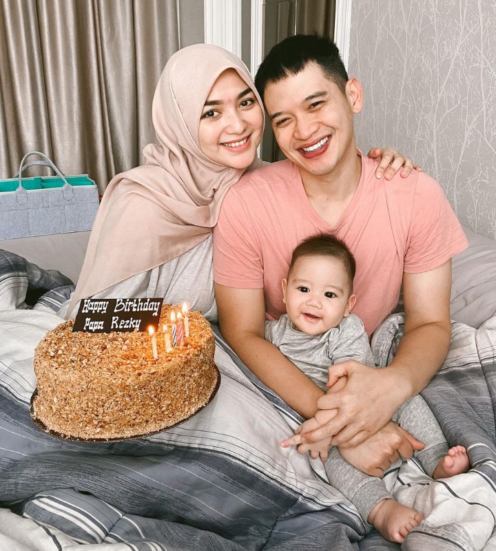 Merayakan Momen Ulang Tahun Papa Athar 
