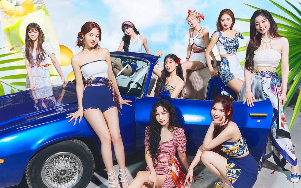 TWICE Bahas Adegan-adegan Paling Memalukan yang Harus Dijalani Selama Syuting MV 'Alcohol-Free'