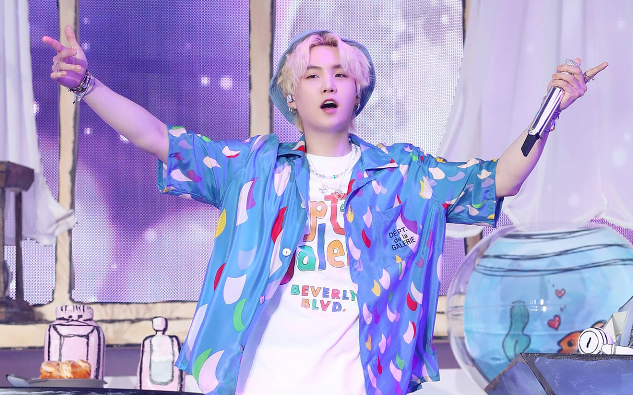 Suga BTS Berbagi Pengalaman Ngenes Garap Lagu di Studio Sempit dan Gampang Kebanjiran