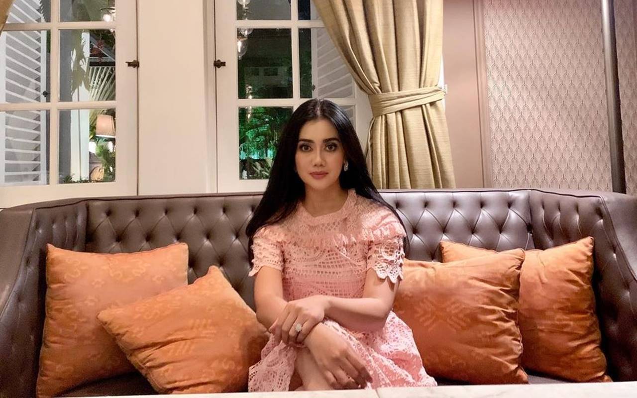 Nia Anggia Adik Julia Perez Digugat Cerai Sang Suami, Begini Kata Pengadilan