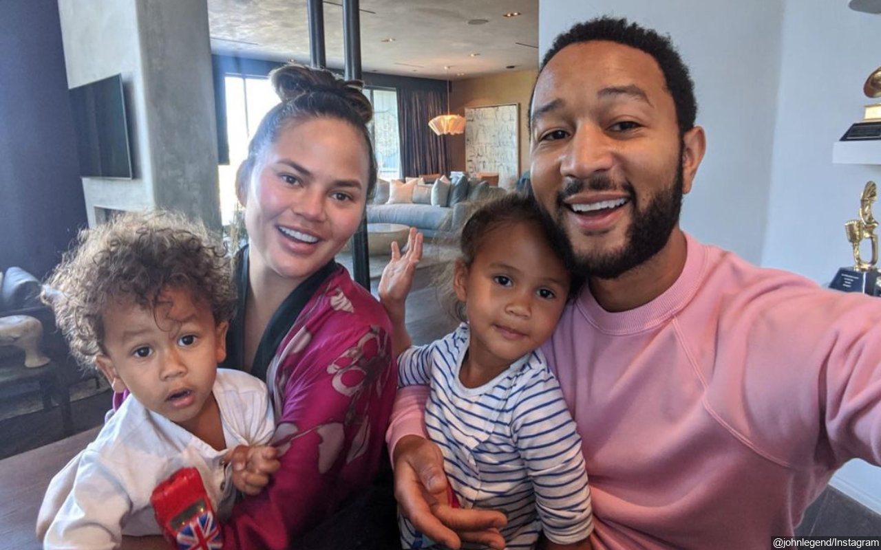 Dikecam Tajam Publik Soal Bullying, Chrissy Teigen Sebut Sosok John Legend Sangat Menguatkan