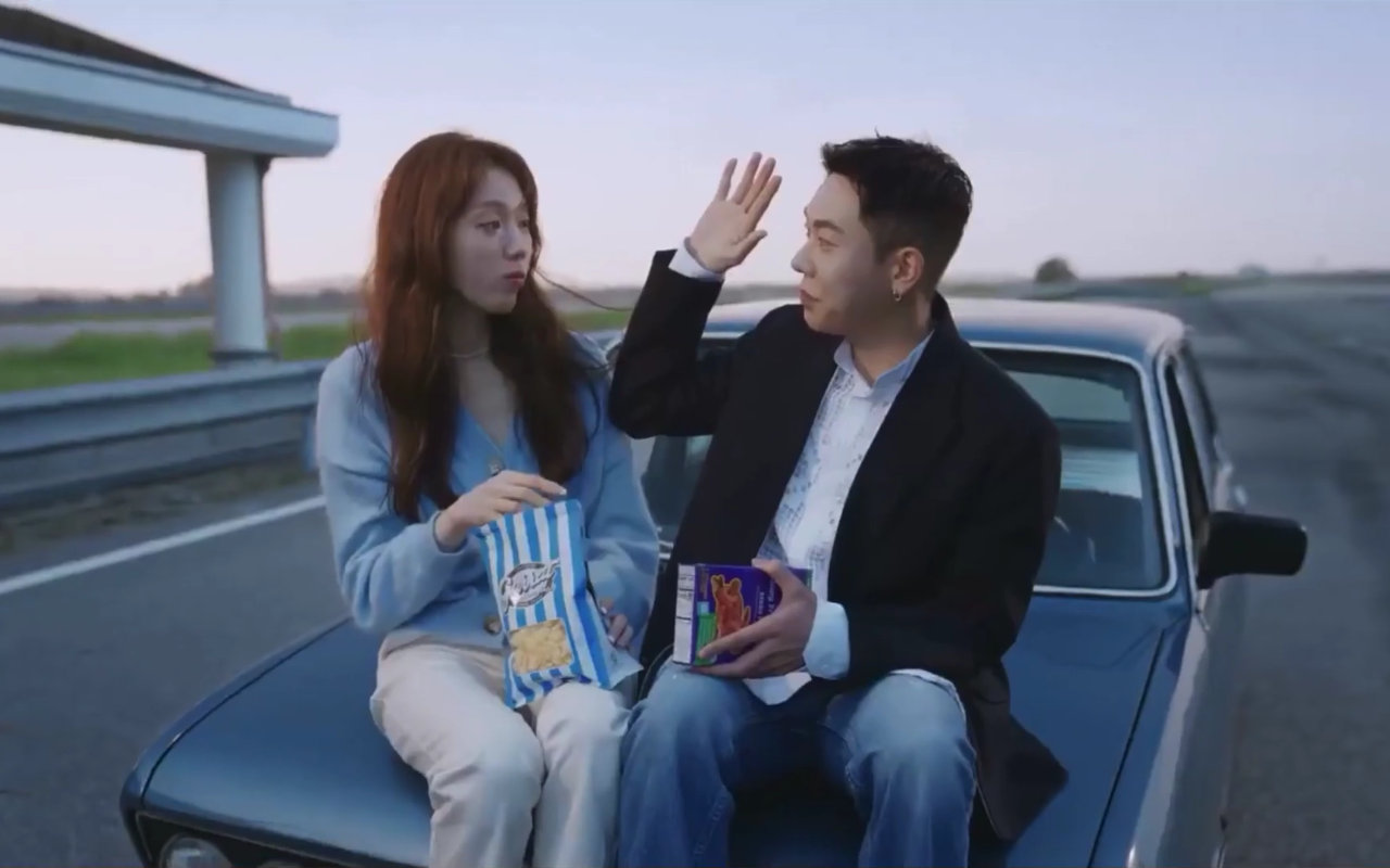 Loco Dan Lee Sung Kyung Mesra Banget Bak Orang Pacaran Dalam Teaser MV Kolaborasi 'Love'