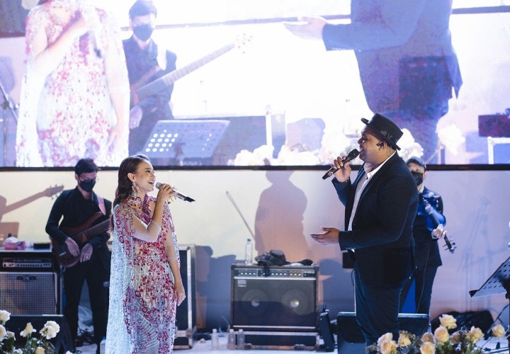 Rossa Juga Kerap Manggung Jadi Wedding Singer, Lho