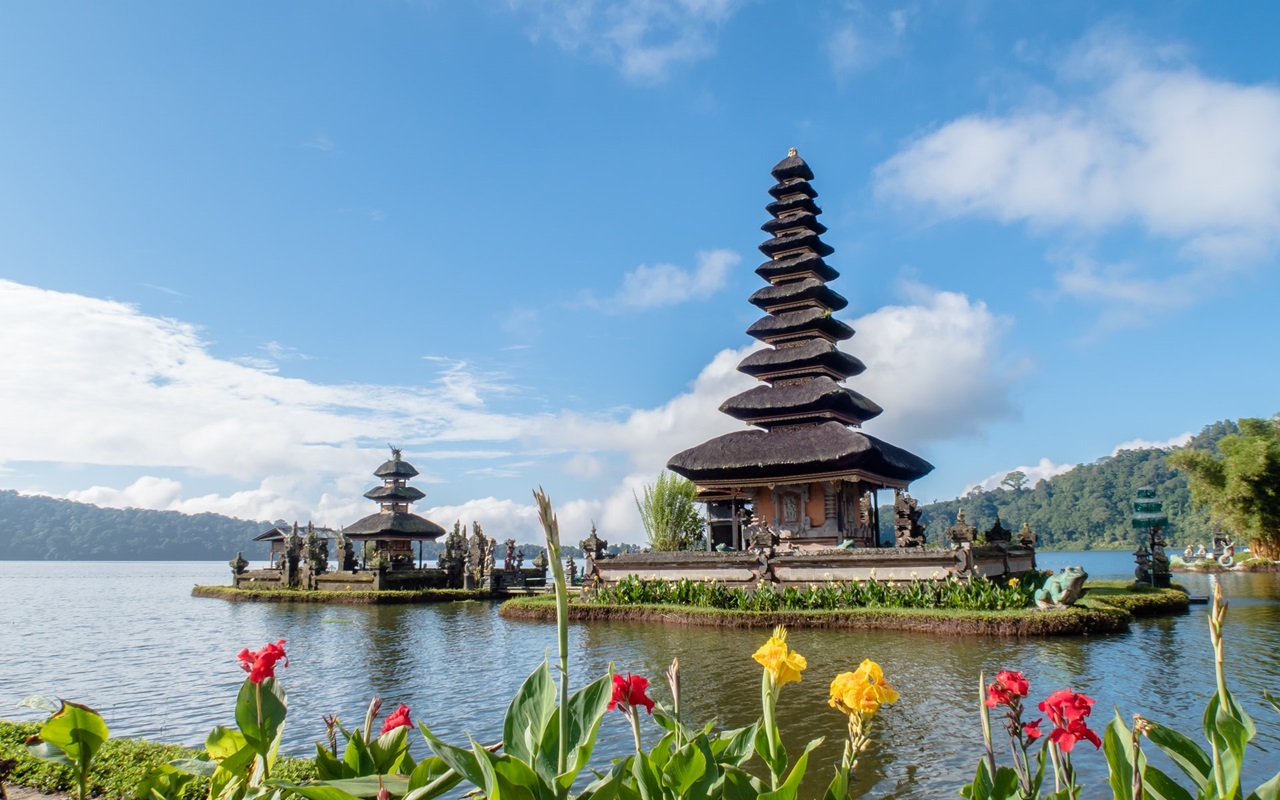Pengunjung Masuk Bali Tak Boleh Hanya Bawa Hasil Tes GeNose 