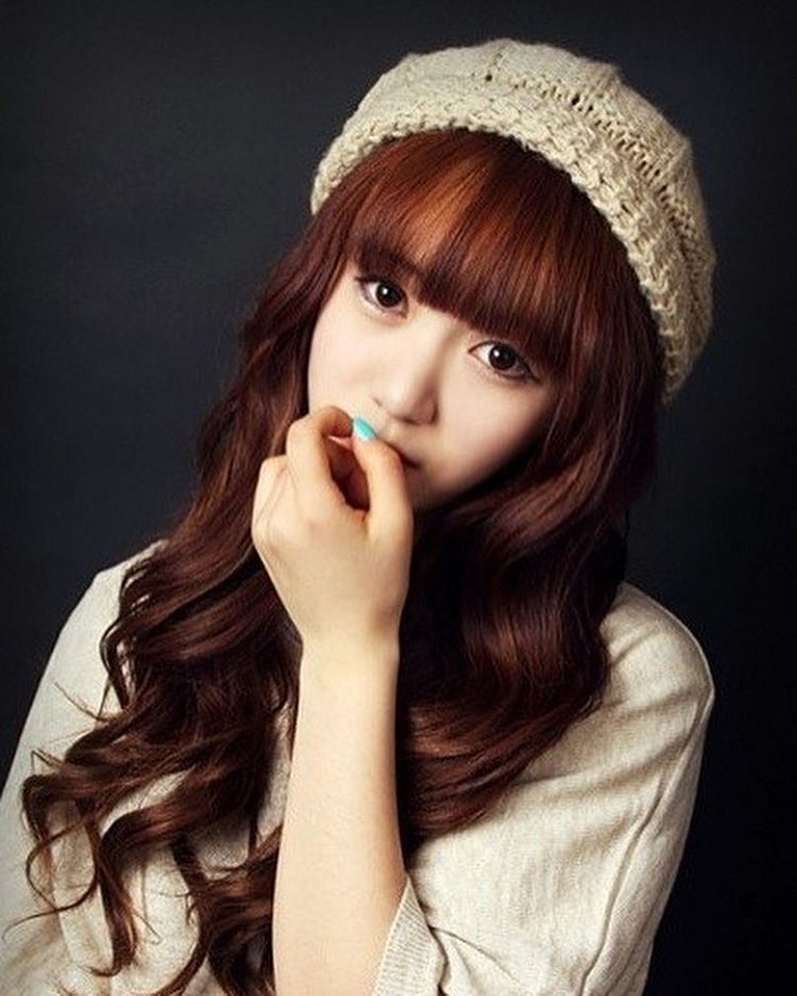 Rambut Panjang Dan Poni Kwon Mina Bikin Pangling