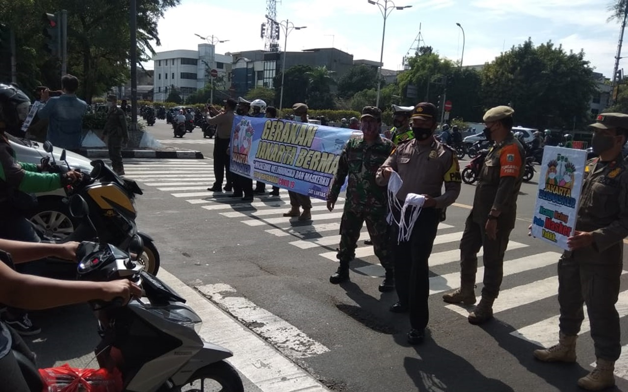 PPKM Mikro Darurat Segera Diberlakukan, Menko Luhut Ditunjuk Sebagai Koordinator