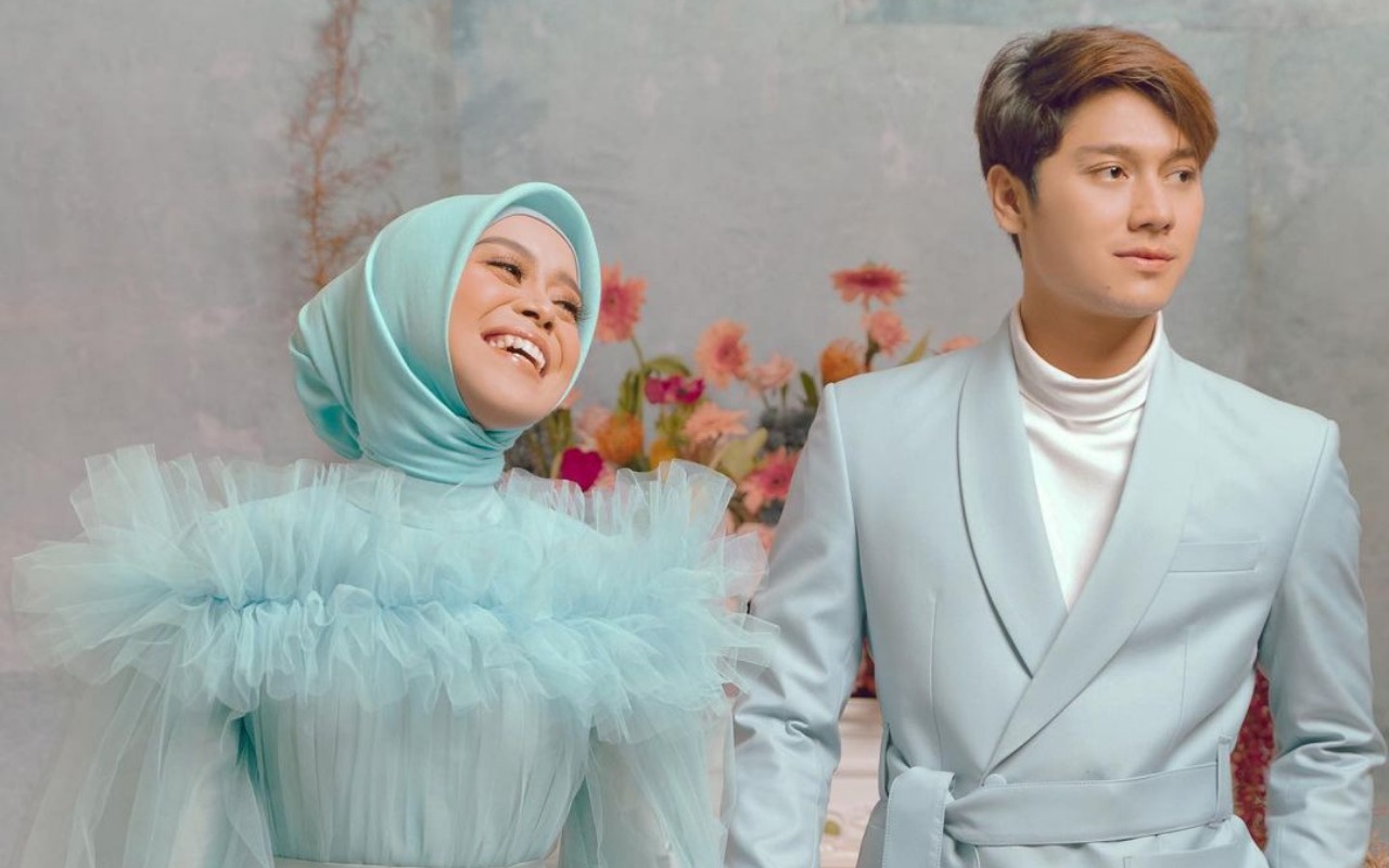 Beri Hadiah Lagu Jelang Nikah, Intip 7 Potret Bukti Cinta Kuat Rizky Billar dan Lesty Kejora