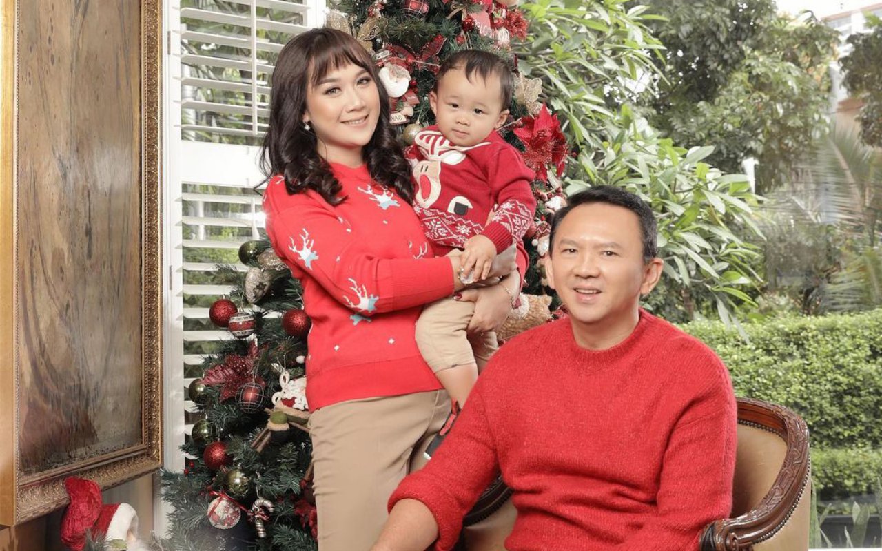 Puput Istri Ahok Pamer Perut Buncit Kode Hamil Tua, Pujian Tuhan Yesus Bukti Pindah Agama?