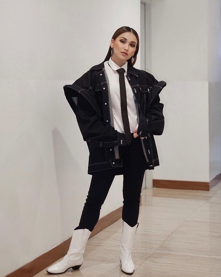 <i>Boyish style</i> 
