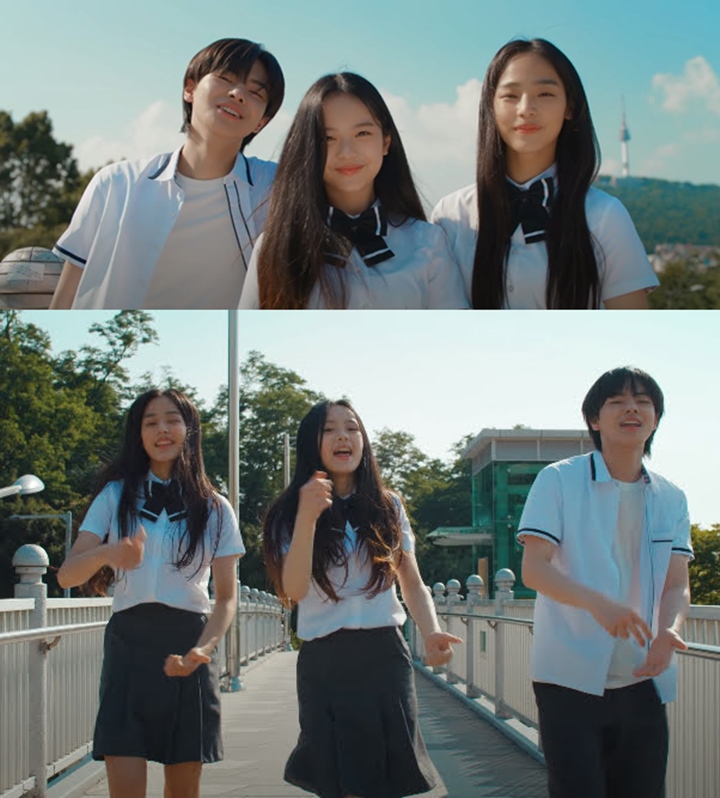 Trainee Cowok HYBE Mejeng di MV BTS \'Permission to Dance\' 1