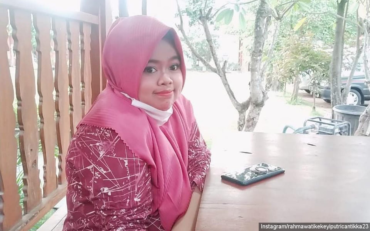 Bikin Ngakak, Rahmawati Kekeyi Ungkap Pengalaman Pertamanya 'Ciuman' dengan Cowok