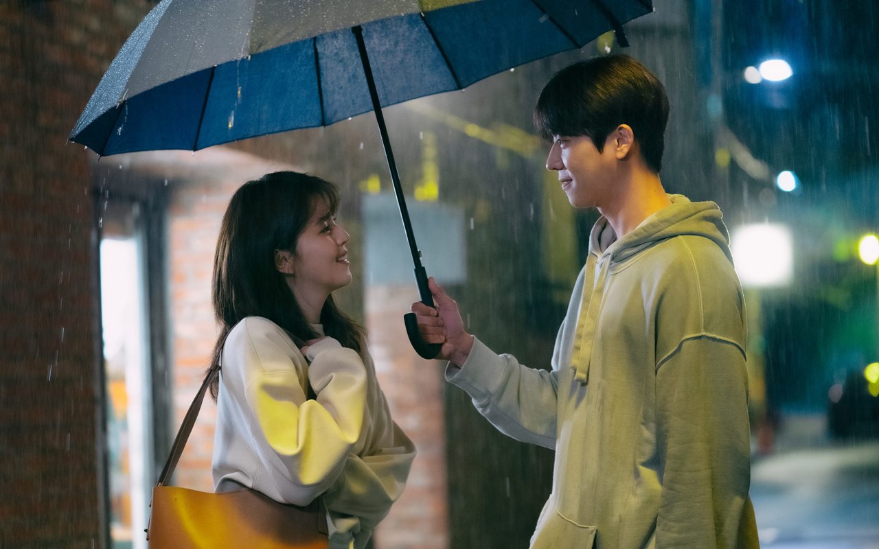 Gemas, Han So Hee Langsung Perhatian ke Chae Jong Hyeop usai Lakukan Adegan Ini di 'Nevertheless'