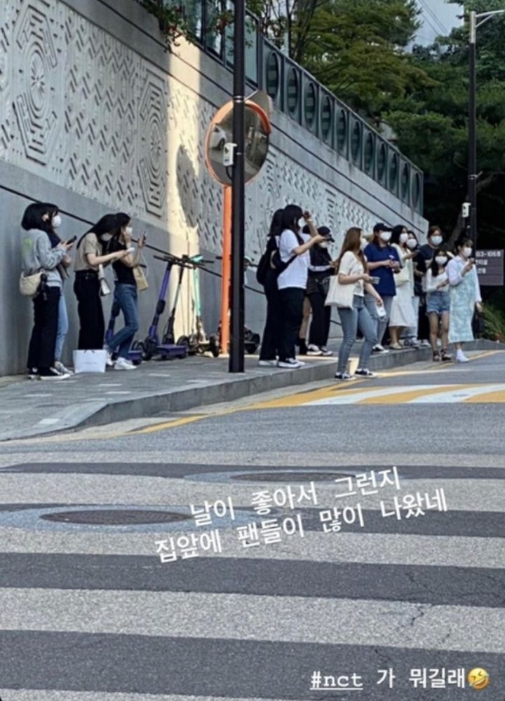 Parah Banget, Netizen Sampai Kasihani NCT Usai Lihat Gerombolan Sasaeng di Depan Dorm Mereka