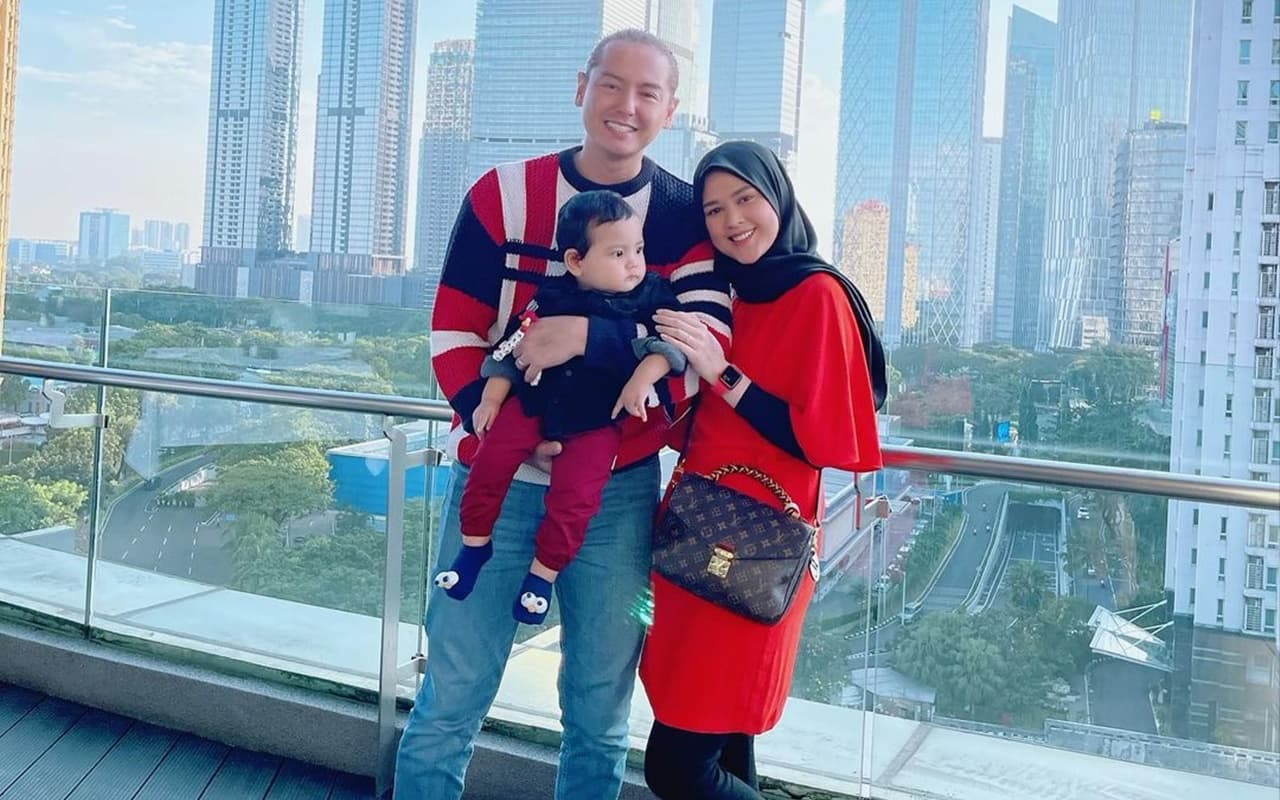 Dibully Buang-Buang Makanan, Cut Meyriska dan Roger Danuarta Beber Fakta Dibalik Properti Foto Anak