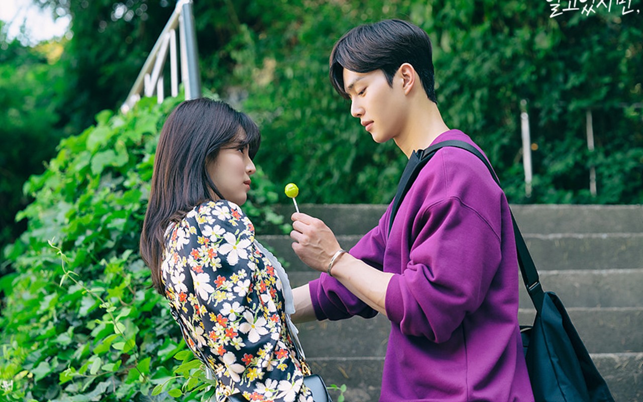  Song Kang dan Han So Hee Disorot Beda Ucapan Dan Tindakan di Lokasi 'Nevertheless'