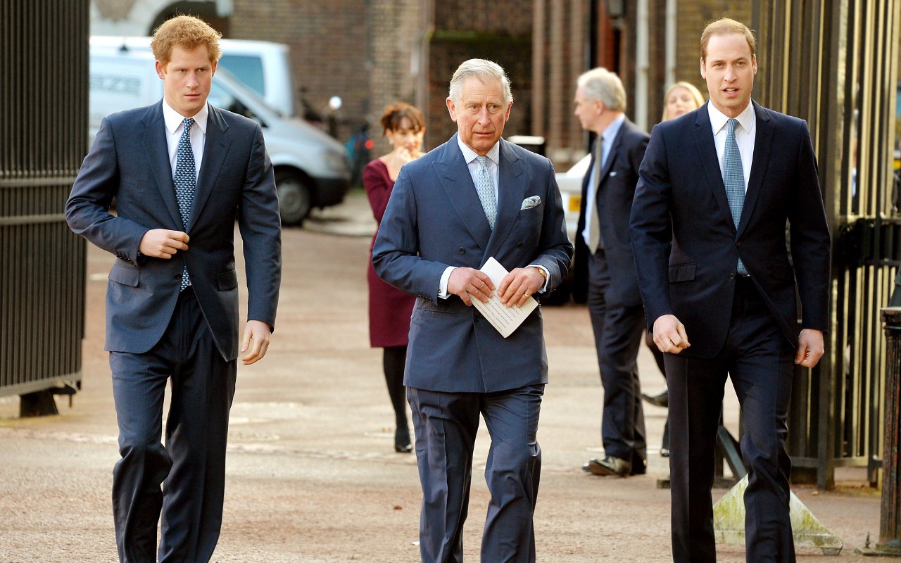 Harry Diklaim Bakal 'Bongkar' Rahasia Kerajaan Lewat Memoarnya, Begini Tanggapan Charles Dan William