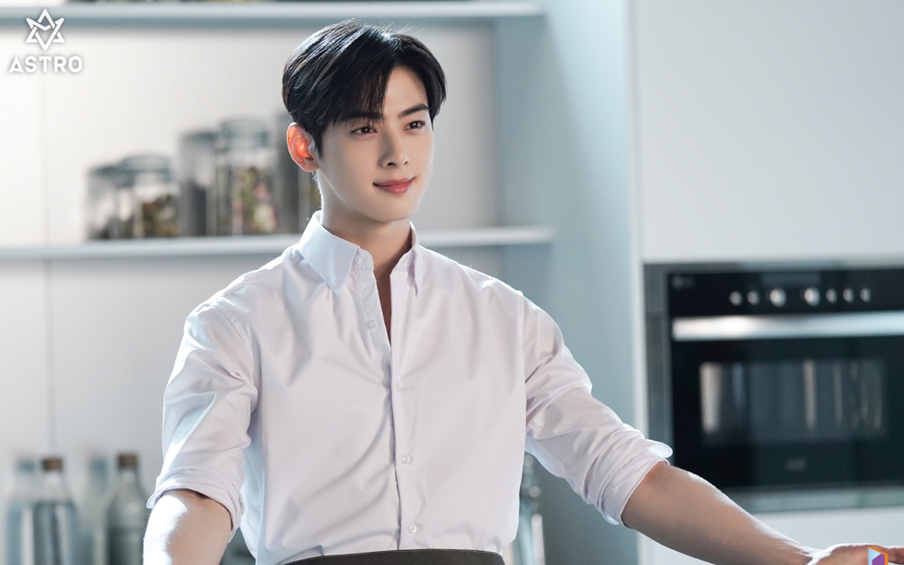 Pertanyaan Yang Diterima Cha Eunwoo di 'Master in the House' Jadi Bahan Candaan