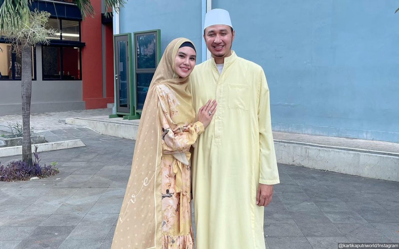 Kartika Putri Sambut Idul Adha Perdana Tanpa Sang Ibu, Begini Cara Menyentuh Habib Usman Hibur Istri