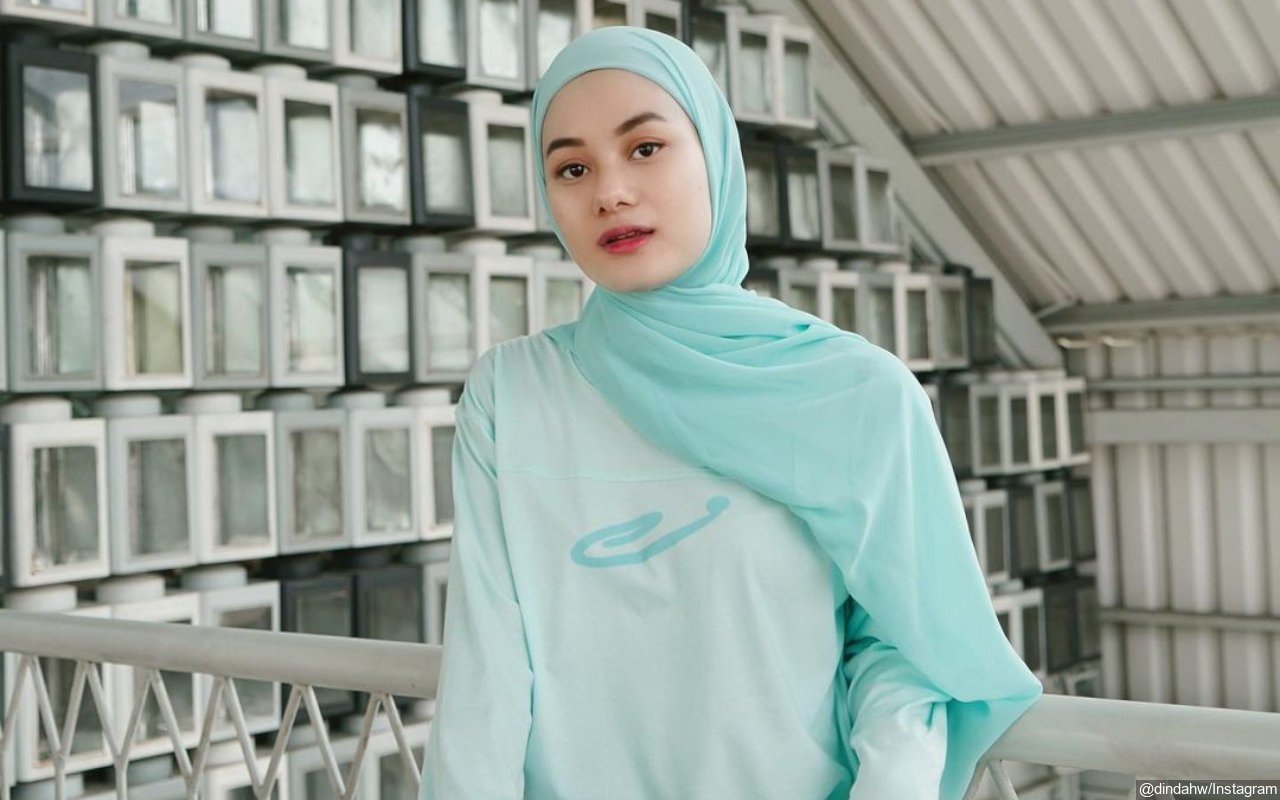 Jahat Banget, Wajah Tanpa Makeup Dinda Hauw Dicibir Seram Hingga Mirip Nenek-nenek