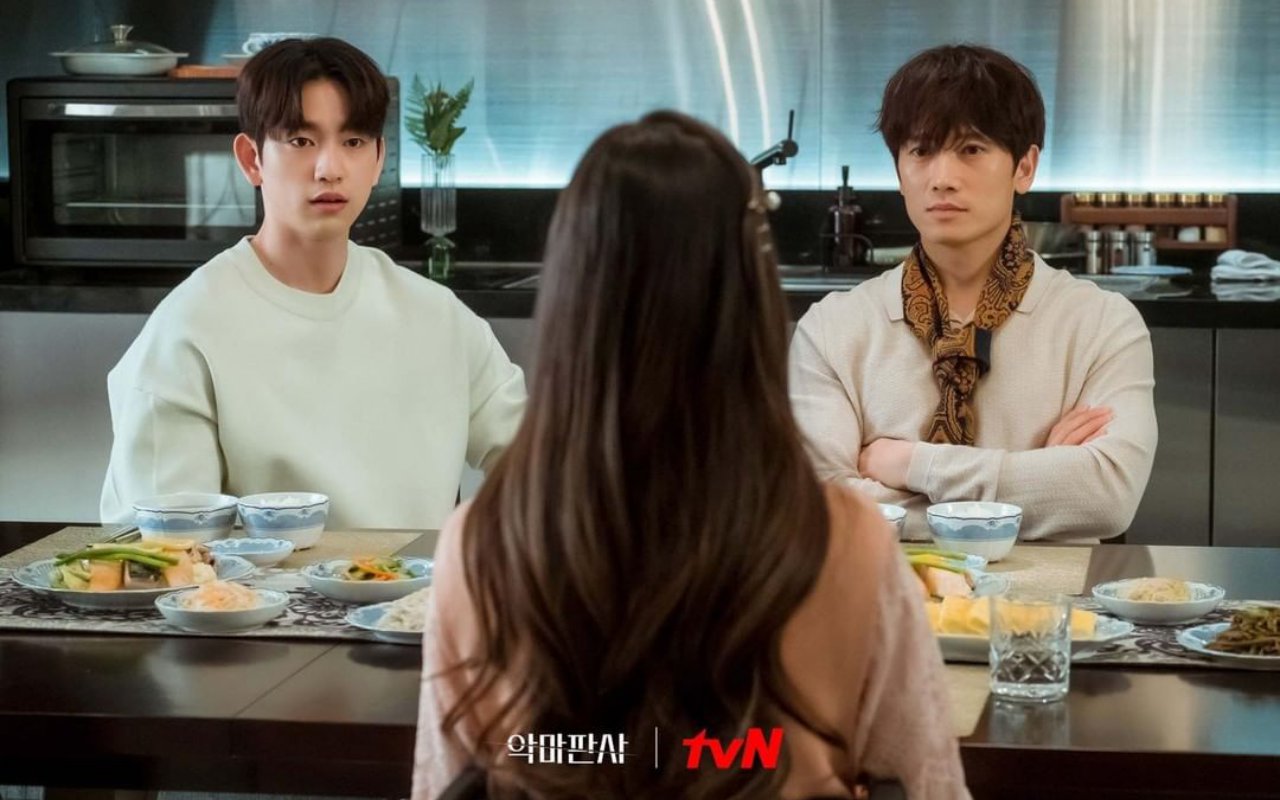Ketegangan Jinyoung GOT7 dan Ji Sung Perlahan Sirna, 'The Devil Judge' Bakal Hadirkan Perubahan Ini